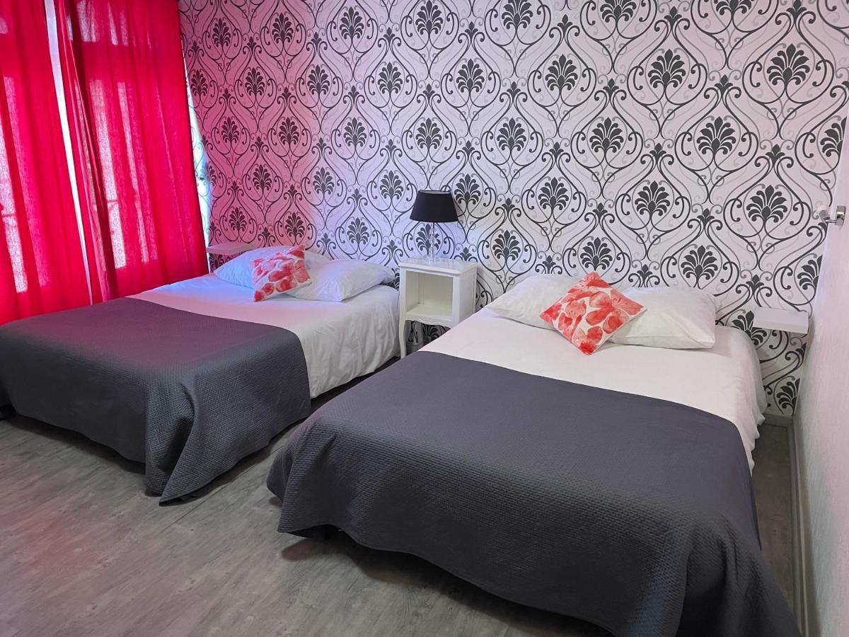 פואטייה Hotel Au Chapon Fin מראה חיצוני תמונה