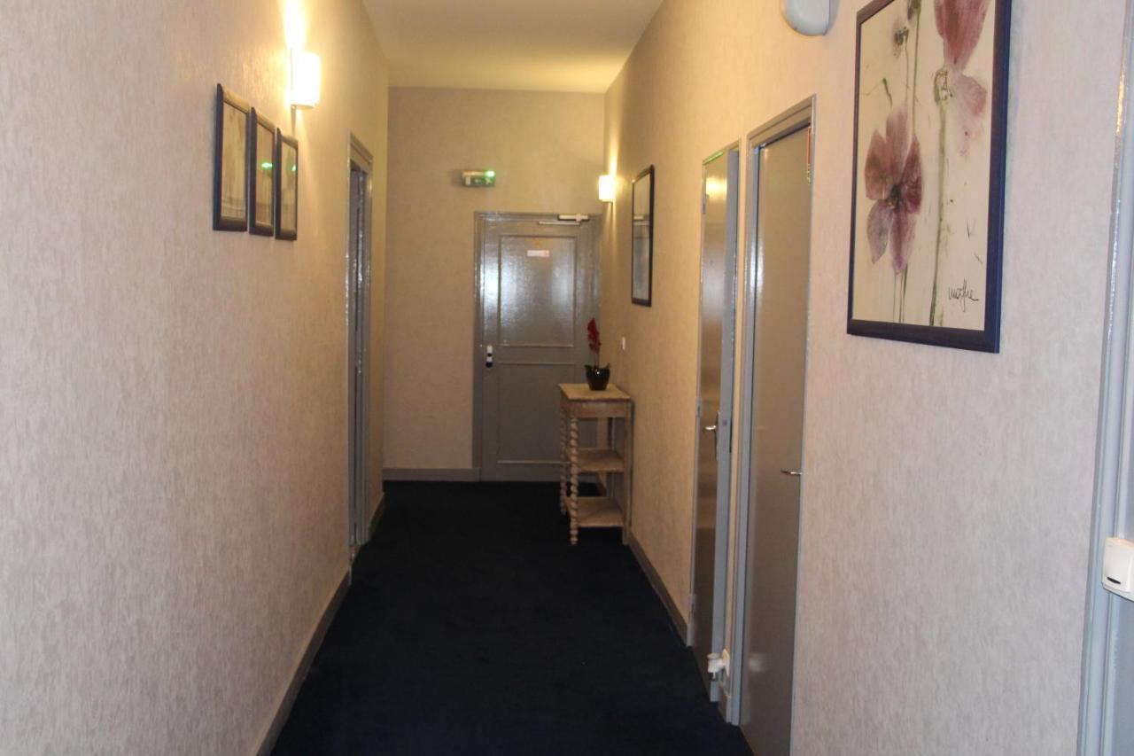 פואטייה Hotel Au Chapon Fin מראה חיצוני תמונה